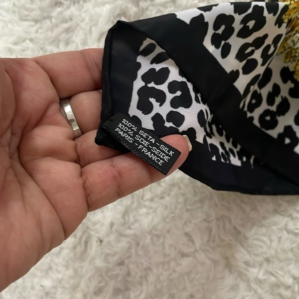 Gianni Versace Black and yellow Silk Scarf